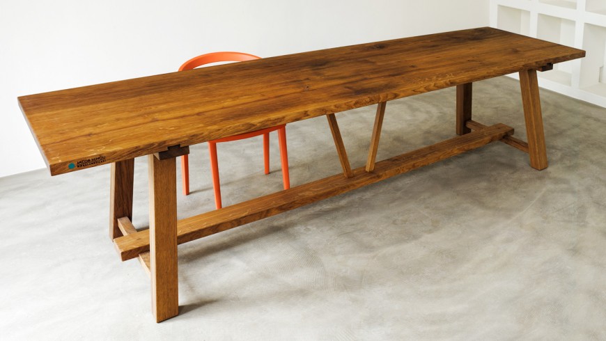 Sauntebordet - langbord, plankebord i eg